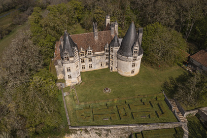 France, Dordogne, Perigord Vert, Villars, Renaissance style Puyguilhem castle (aerial view)