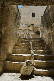 Israel, Jérusalem, ville sainte, vieille-ville classée Patrimoine Mondial de l'UNESCO, Le Mont du Temple au Centre Davidson, escalier du Mikvé (ou mikveh), bain rituel au pied du mur de soutènement ouest de l'esplanade du Temple construite par Hérode Ier le Grand
