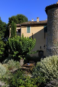 France, Var, Provence Verte (Green Provence), Bras village next to Saint Maximin, Le Peyrourier Bed & Breakfast, une campagne en Provence