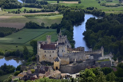 France, Dordogne, Perigord Noir, Dordogne Valley, Beynac et Cazenac, labelled Les Plus Beaux Villages de France (The Most Beautiful villages of France), medieval castle on a cliff above the Dordogne valley (aerial view)