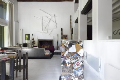 France, Var (83), Le Muy, Fondation Bernar Venet, le salon du Moulin