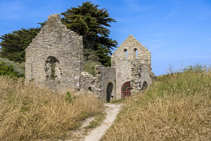 France, Finistère (29), Iles du Ponant, Ile de Batz, vestiges d'un ancien monastère du VIème siècle sur la Pointe de Penn-Batz devenu la chapelle Sainte-Anne