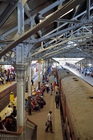 Sri Lanka, Colombo, central Colombo Fort train station