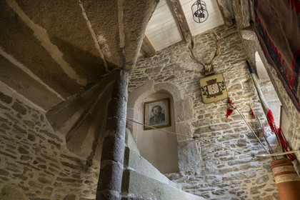 France, Finistère, Roscoff, shipowner's house called la Porte Noire (the Black Gate) built at the end of the 16th century by the James brothers and belonging today to Christian Kulig, tower containing a spiral staircase built in granite cut stone