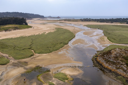 France, Cotes d'Armor, Grand Site de France Cap d'Erquy - Cap Frehel, Frehel, estuary of the Islet river at Sables d'Or les Pins (aerial view)