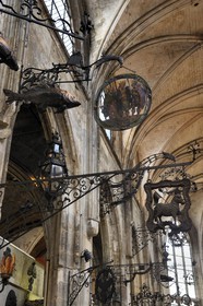 France, Seine-Maritime (76), Rouen, musée Le Secq des Tournelles, dans la nef collection unique au monde de ferronnerie regroupant notamment des enseignes