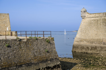 France, Morbihan, Port-Louis, Port Louis Citadel modified by Vauban, at Lorient harbour entrance, museum of the Compagnie des Indes, watchtower protecting the first entrance door