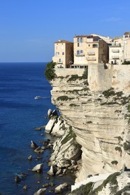 France, Corse du Sud, Bonifacio, the old town or Upper Town perched on limestone cliffs more than 60 meters high