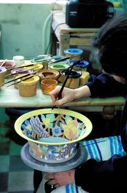 France, Sarthe (72), Malicorne, une faïencerie d'art