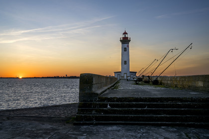 France, Loire-Atlantique (44), Saint-Nazaire, le phare du Vieux Mole
