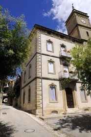 France, Gard (30), région du Pays d'Uzège, Saint-Quentin-la-Poterie, la Tour de l'Horloge