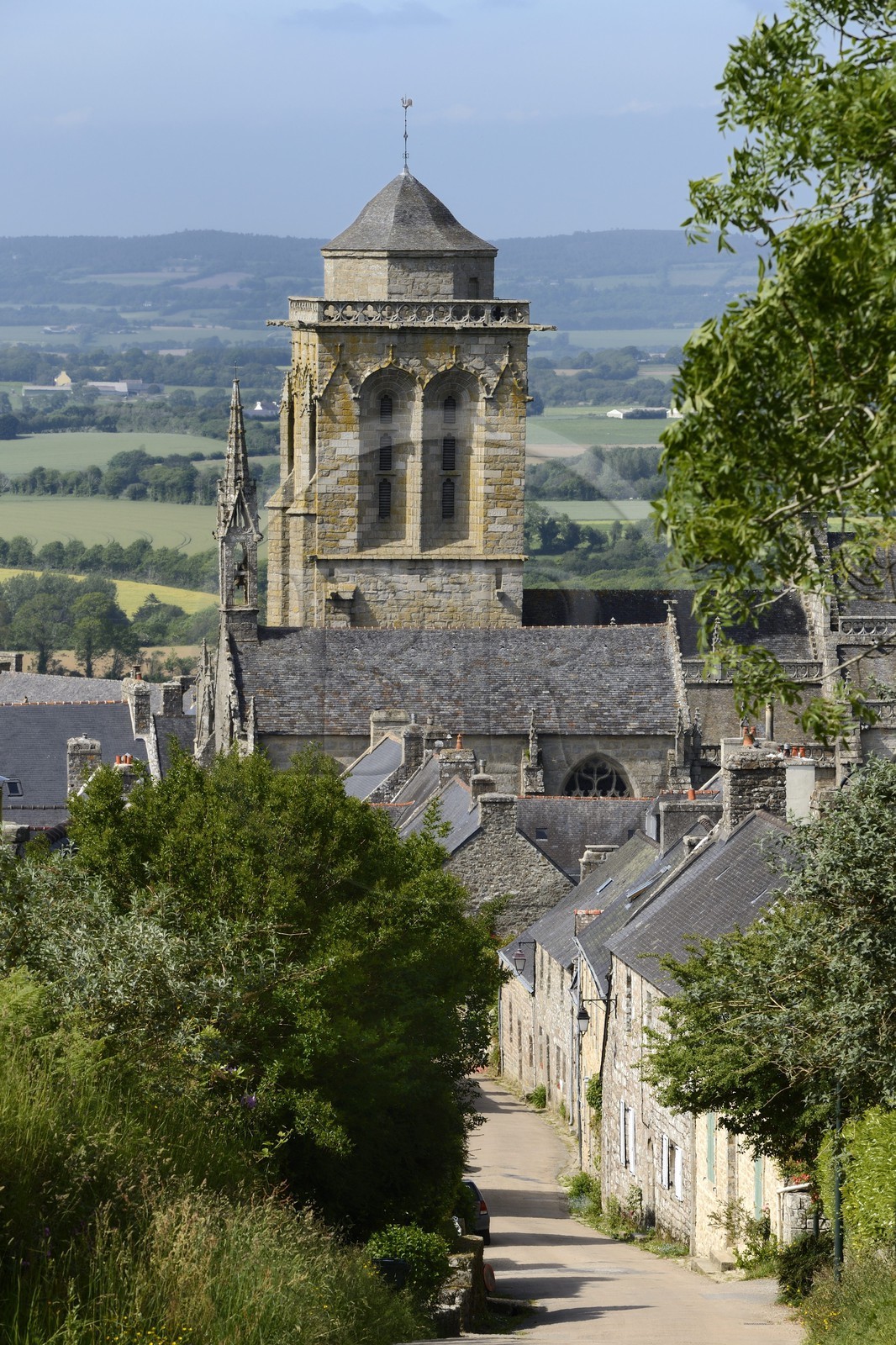 France, Finistère (29), Locronan, labellisé Les Plus Beaux Villages de France, église Saint-Ronan