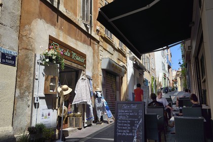 France, Bouches du Rhone, Marseille, Panier district, rue du Panier