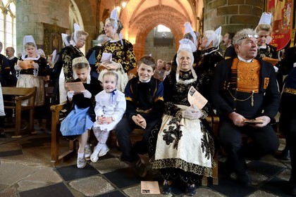 France, Finistere, Locronan, labelled Les plus Beaux Villages de France (The Most Beautiful Villages of France), Saint Ronan church, religious ceremony that precedes the procession of the Tromenie