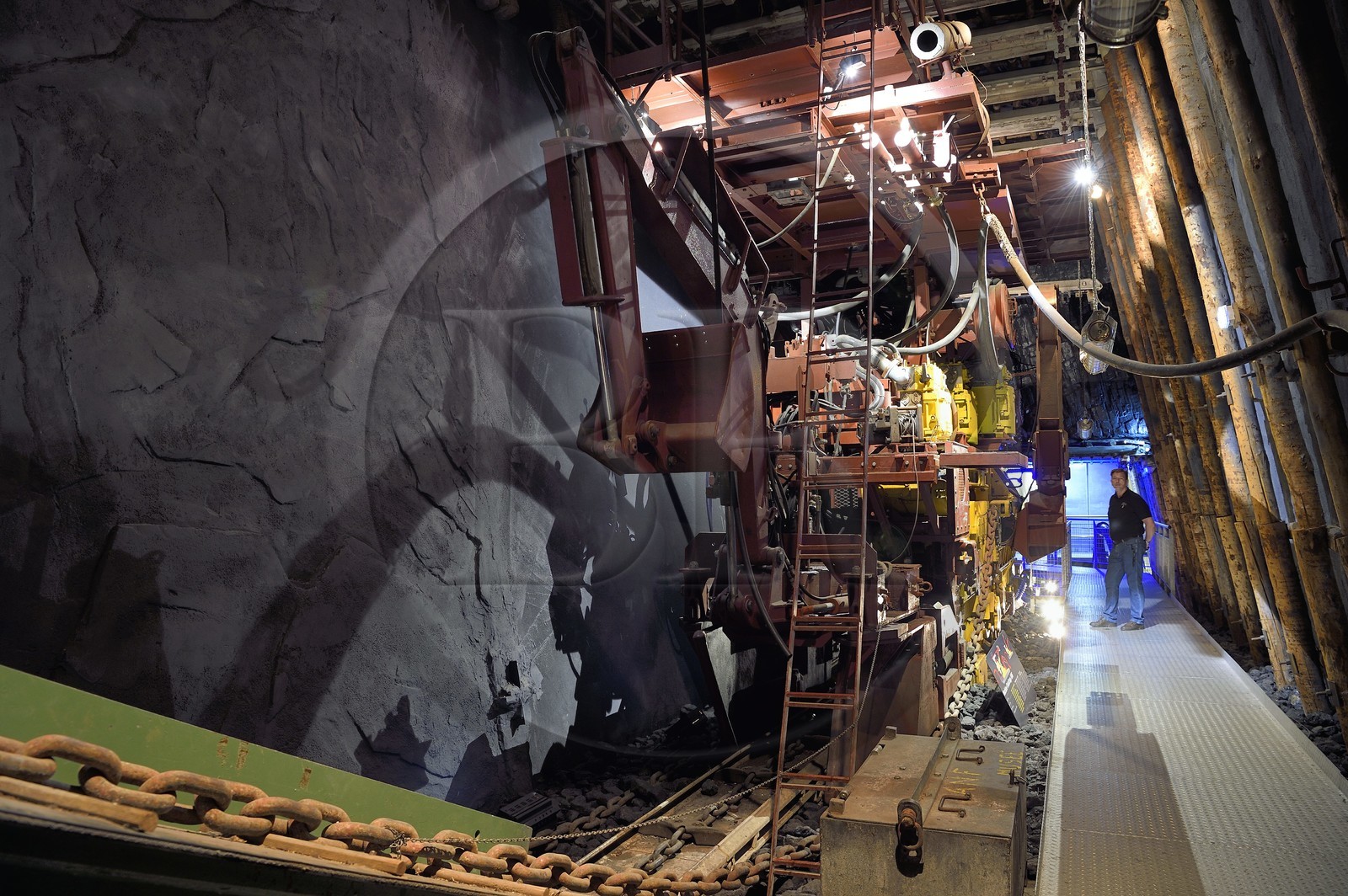 France, Moselle (57), Petite-Rosselle, le musée du carreau Wendel, reconstitution du fond de la mine, chantiers d’exploitation en dressants (veine de charbon verticale), machine d'abattage ANF