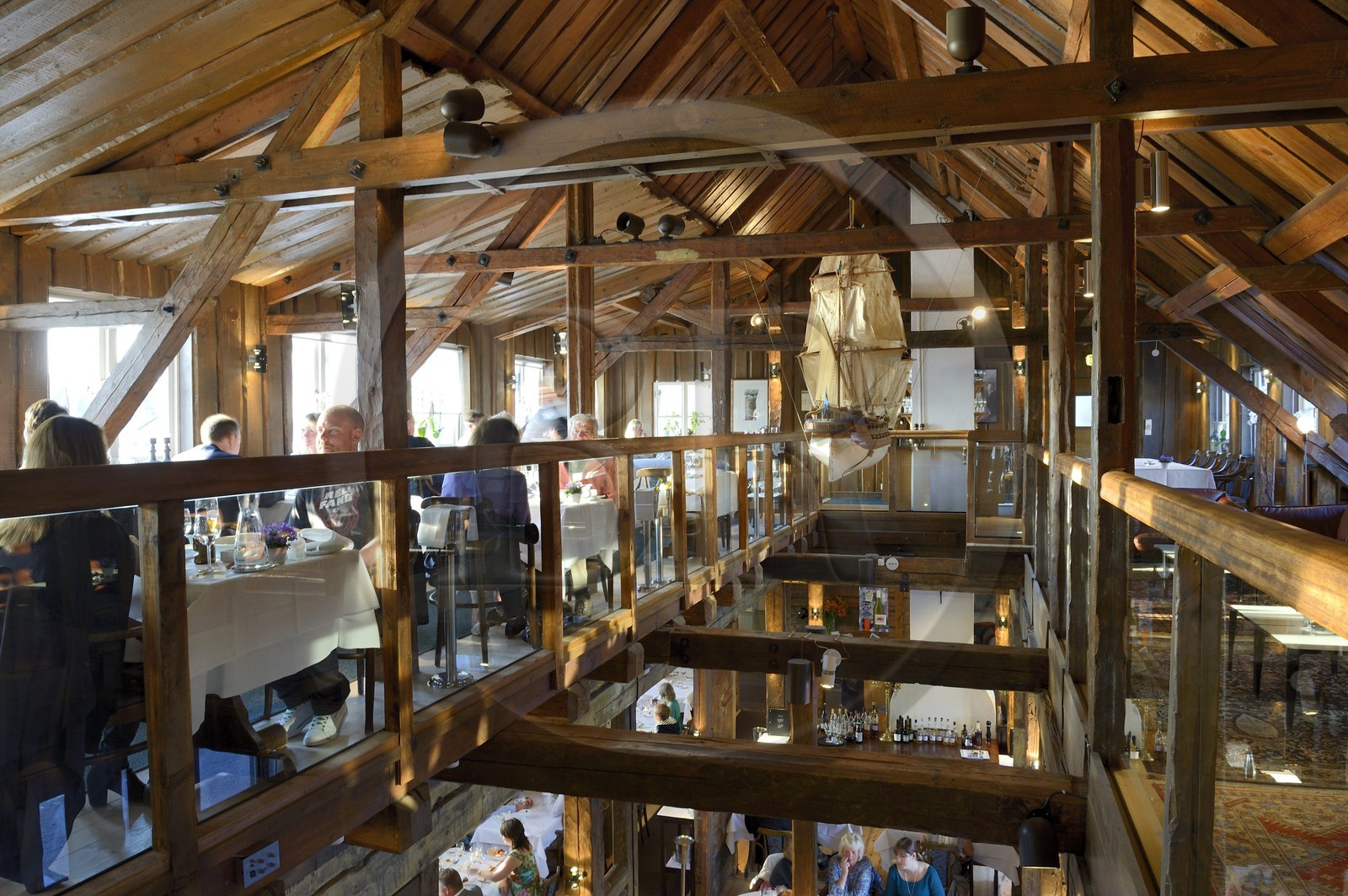 Suède, Västra Götaland, Göteborg (Gothenburg), le restaurant étoilé Michelin Sjömagasinet sur la jetée Klippans (Klippans angbatsbrygga)