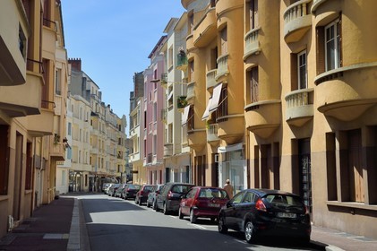 France, Allier (03), Vichy, immeubles de style Art Déco dans la rue Nicolas Larbaud