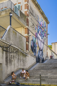 France, Hérault (34), Sète, le Quartier Haut, fresque murale qui fait parti du MACO - Musée à ciel ouvert, Monsieur TIELLE de Julien Seth Malland dans la rue Paul Valery