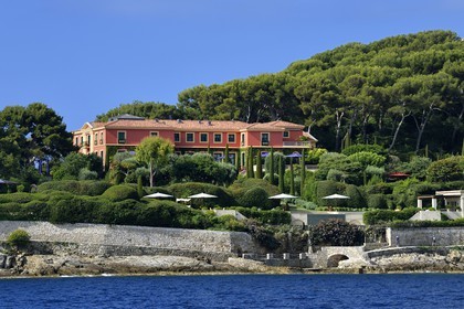 France, Alpes-Maritimes, Saint Jean Cap Ferrat, pointe de Saint Hospice, the villa Fiorentina built in 1919 is one of the most beautiful domain of the French Riviera, underneath passes the coastal path