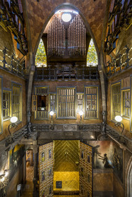 Spain, Catalonia, Barcelona, the Güell Palace (Palau Güell) built between 1886 and 1891 by the Catalan modernist architect Antoni Gaudi, a UNESCO World Heritage site, central lounge crowned with a parabolic dome