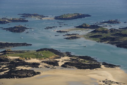 France, Manche (50), îles Chausey (vue aérienne)