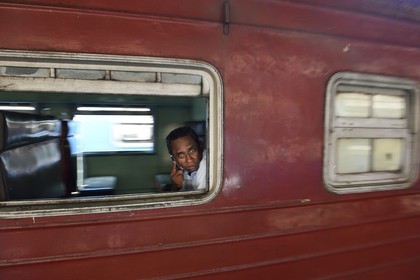 Sri Lanka, Colombo, central Colombo Fort train station