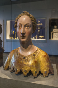France, Paris, Musée de Cluny - Musée national du Moyen-Age (Middle Ages Museum in the former Hotel de Cluny), reliquary bust of Saint Mabille, Siena circa 1370-1380