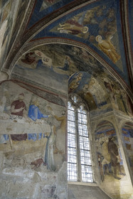 France, Vaucluse, Avignon, Palais des Papes (Palace of the Popes) listed as World heritage by UNESCO, St. John's Chapel with the wall paintings by Matteo Giovannetti made between 1347 and 1348, Herod's Banquet