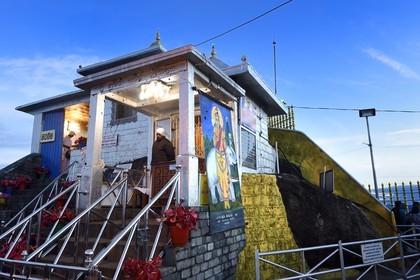 Sri Lanka, center province, Dalhousie, temple at the top of Adam's Peak