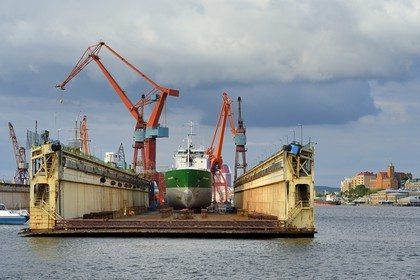 Sweden, Västra Götaland, Göteborg (Gothenburg) port, shipyard