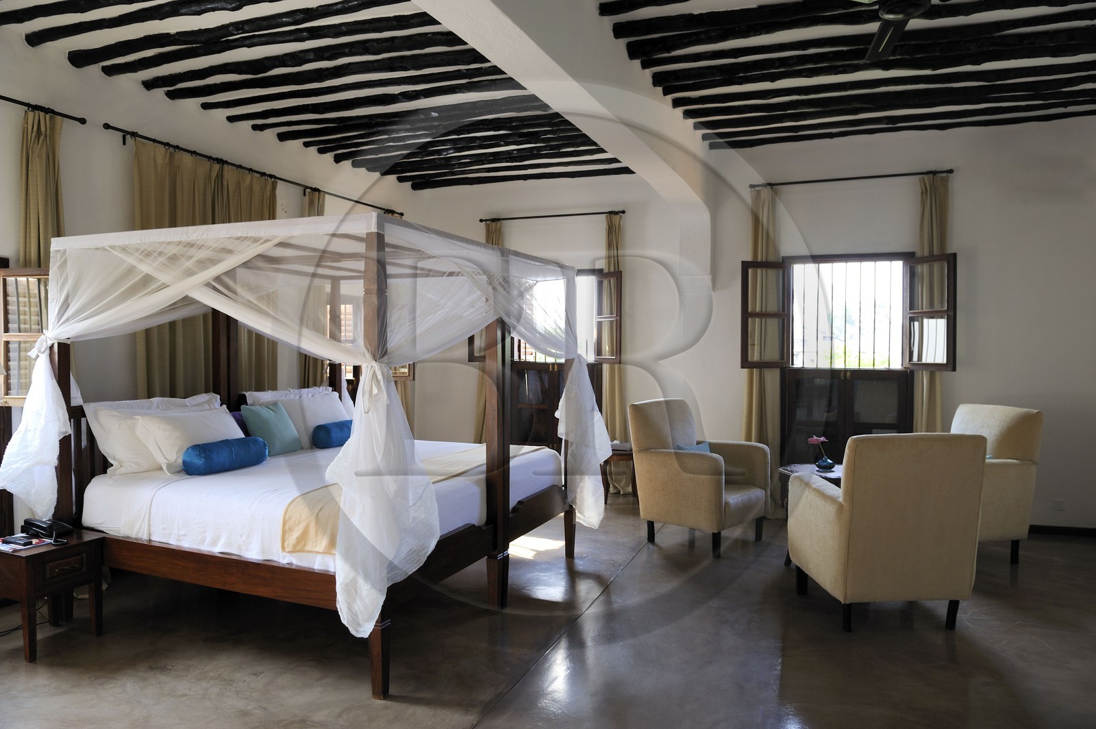 Tanzanie, archipel de Zanzibar, île de Unguja (Zanzibar), ville de Zanzibar, Stone Town, classé Patrimoine Mondial de l' UNESCO, l’hôtel de charme Kisiwa House dans une maison traditionnelle du quartier de Baghani