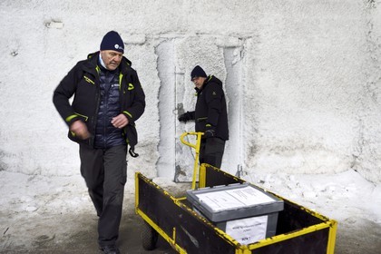 Norway, Svalbard, Spitzbergen, Longyearbyen, Svalbard Global Seed Vault (Seed Bank), antechamber of the 3 storage areas dug in the rock and at a constant temperature of -4°C provided by the permafrost, access door at the storage room artificially maintained at -18°C