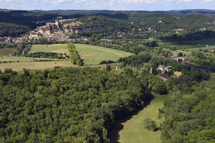France, Dordogne, Perigord Noir, Dordogne Valley, Beynac et Cazenac, labelled Les Plus Beaux Villages de France (The Most Beautiful villages of France), medieval castle on a cliff above the Dordogne valley (aerial view) and the chateau de Fayrac on the right