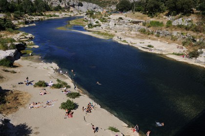 France, Gard (30), région du Pays d'Uzège, la rivière Gardon à Collias
