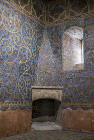 France, Vaucluse, Avignon, Palais des Papes (Palace of the Popes) listed as World heritage by UNESCO, the Tower of Angels or Pope's Tower, Pope's Room, a two-dimensional plant space made of vine and oak scrolls, dotted with birds and squirrels, adorns the walls on a sky blue background