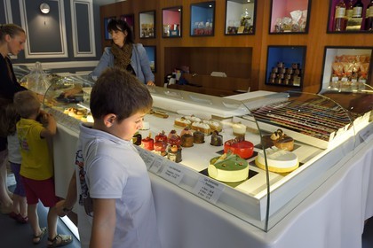 France, Var (83), Hyères, Chocolaterie patisserie Dominique