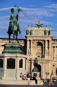 Austria, Vienna, the Helden platz (Heroes Square) in front of the Hofburg Imperial Palace, rendezvous of the young people in summertime