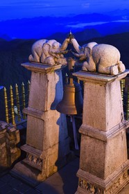 Sri Lanka, province du centre, Dalhousie, temple au sommet du Pic d'Adam (Adam's Peak)