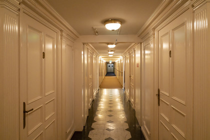 France, Loire-Atlantique (44), Saint-Nazaire, l'Escal'Atlantic dans l'ancienne base sous-marine allemande fait revivre le monde des transatlantiques, reconstitution d'un couloir de paquebot