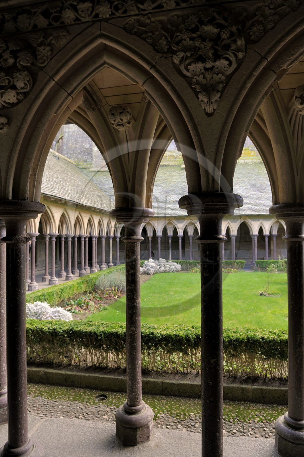 France, Manche (50), l'abbaye du Mont-Saint-Michel, classé Patrimoine Mondial de l'UNESCO, la Merveille, le cloître