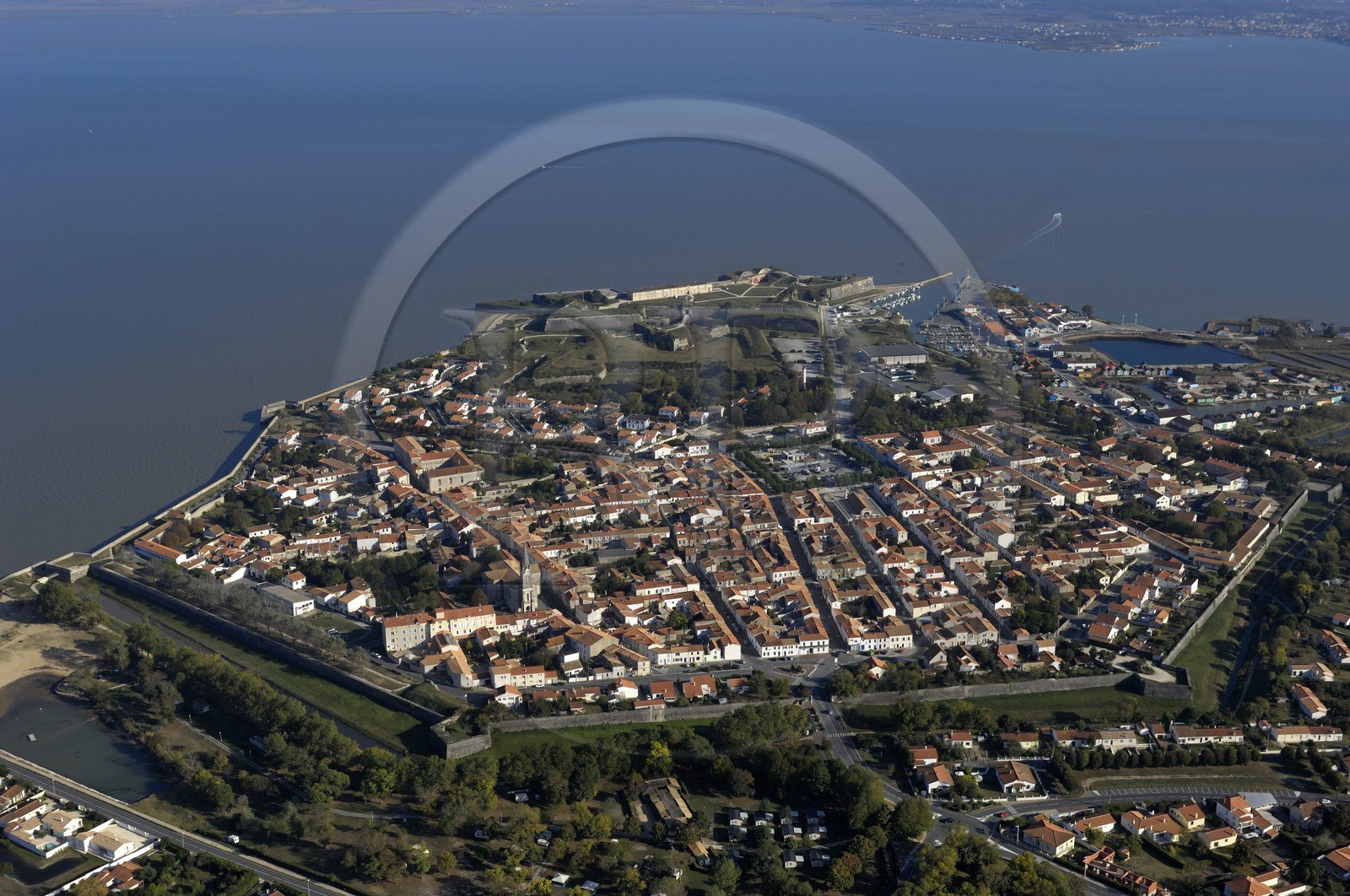 France, Charente-Maritime (17), Ile d'Oléron, Le Château d'Oléron (vue aérienne)