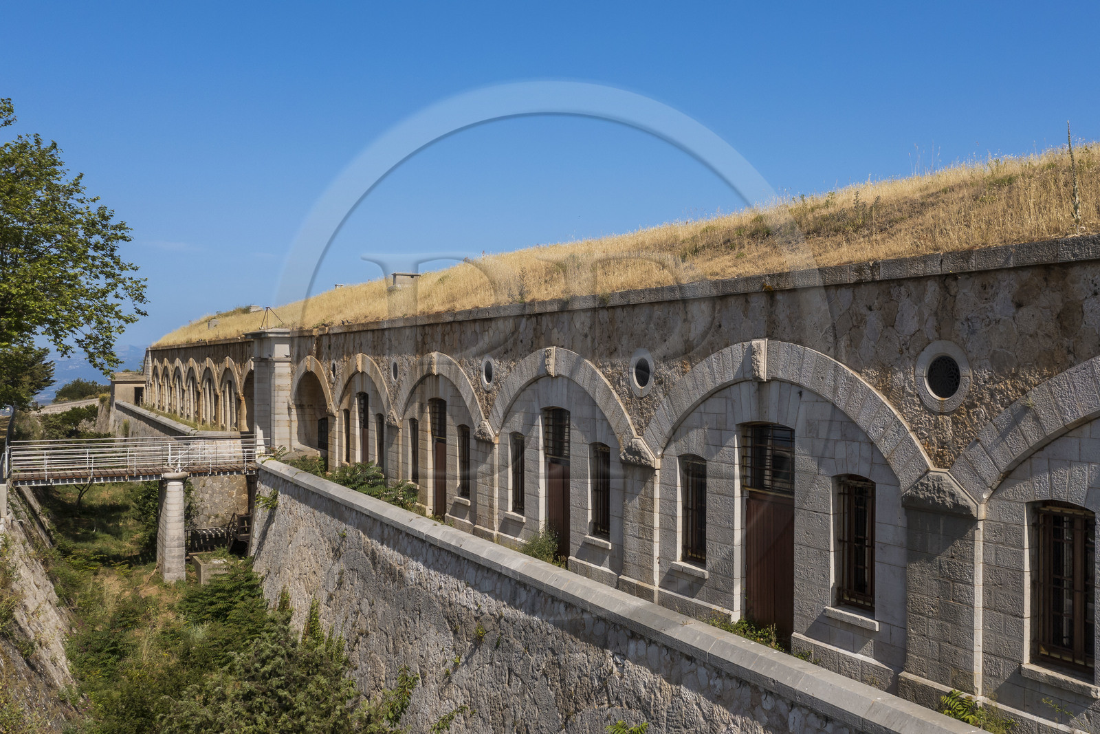 France, Alpes-Maritimes (06), Eze, Fort de la Revère dans le Parc forestier de la Grande Corniche et construit entre 1882 et 1885 (vue aérienne)