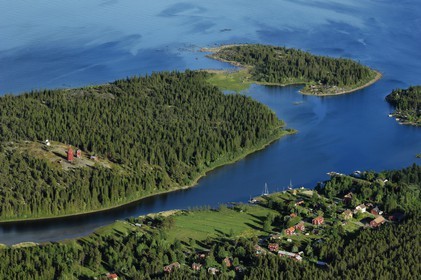 Sweden, Västerbotten County, region of Umea, small harbor of Ratan - Tullgarden south of Bygdea along the Baltic Sea(aerial view)