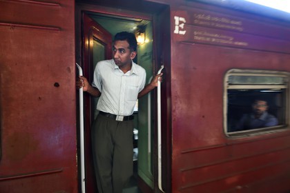 Sri Lanka, Colombo, central Colombo Fort train station