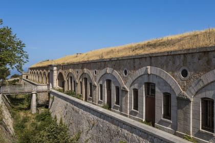 France, Alpes-Maritimes (06), Eze, Fort de la Revère dans le Parc forestier de la Grande Corniche et construit entre 1882 et 1885 (vue aérienne)