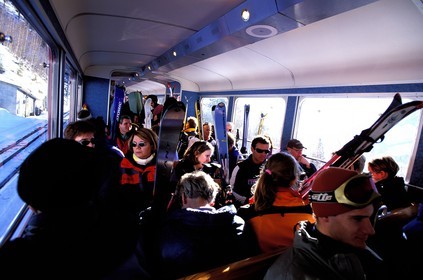 France, Haute Savoie, Chamonix valley, rack railway going to the Mer de glace (Sea of ice) Mont Blanc