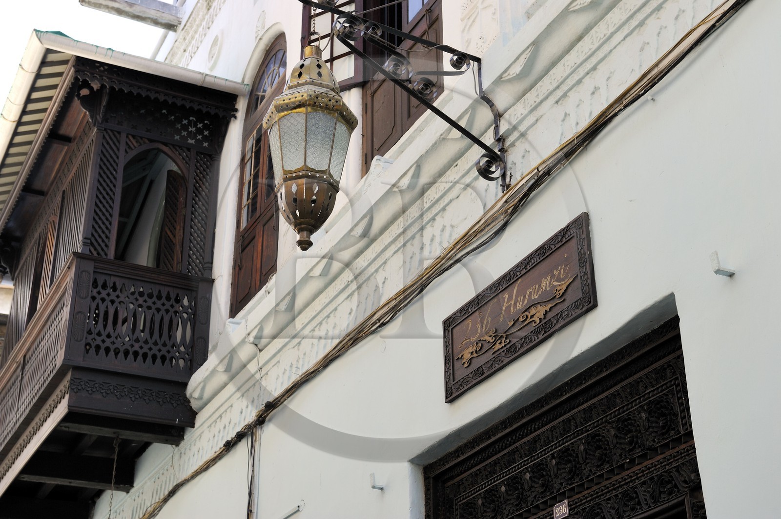 Tanzanie, archipel de Zanzibar, île de Unguja (Zanzibar), ville de Zanzibar, quartier Stone Town, classé Patrimoine Mondial de l' UNESCO, l’hôtel de charme 236 Hurumzi dans une maison traditionnelle