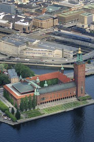 Sweden, Stockholm, Kungsholmen island, Stockholm City Hall , also named Stadshuset, built by architect Ragnar Ostberg (aerial view)