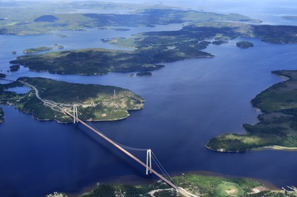 Sweden, Västernorrlands, High Coast Bridge (Höga Kusten Bridge) suspension bridge on the European route E 4 in the North of Härnösand (aerial view)