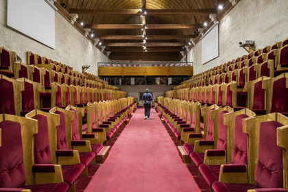 France, Vaucluse, Avignon, Palais des Papes (Palace of the Popes) listed as World heritage by UNESCO, former conclave hall turned congress center